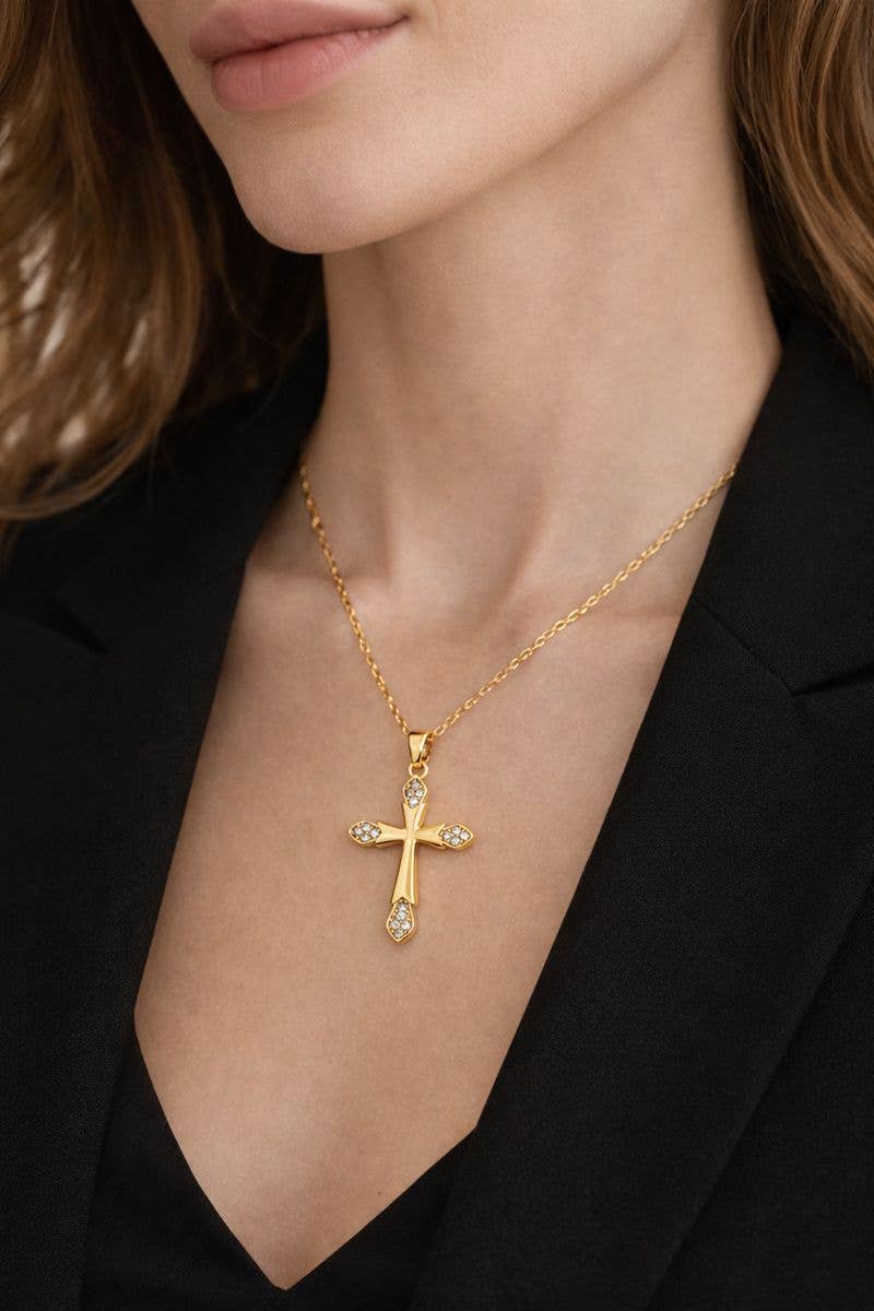 European Style Studded Cross Pendant Necklace Fashion Jewel