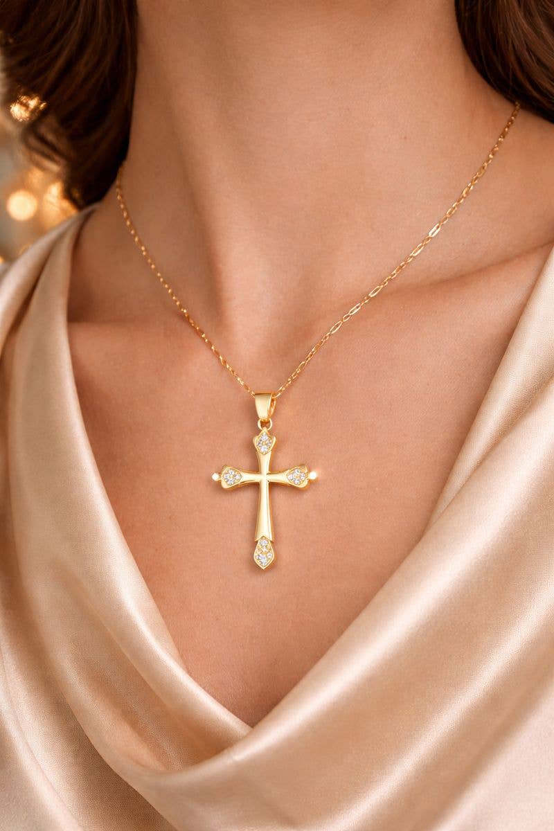 European Style Studded Cross Pendant Necklace Fashion Jewel