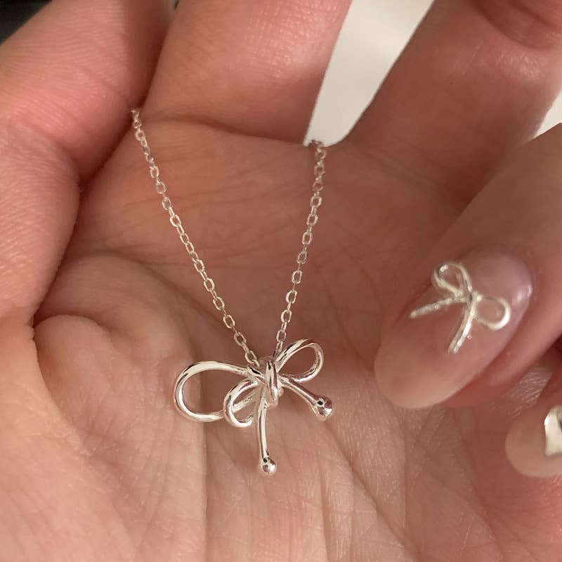 Necklace Bowtie Dainty Minimalistic Cute Silver Charm Women