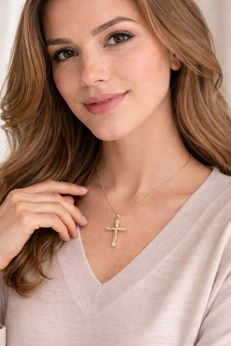 European Style Studded Cross Pendant Necklace Fashion Jewel
