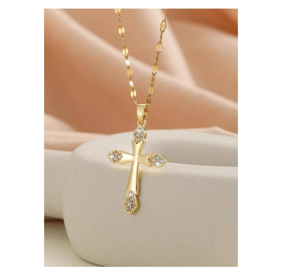 European Style Studded Cross Pendant Necklace Fashion Jewel
