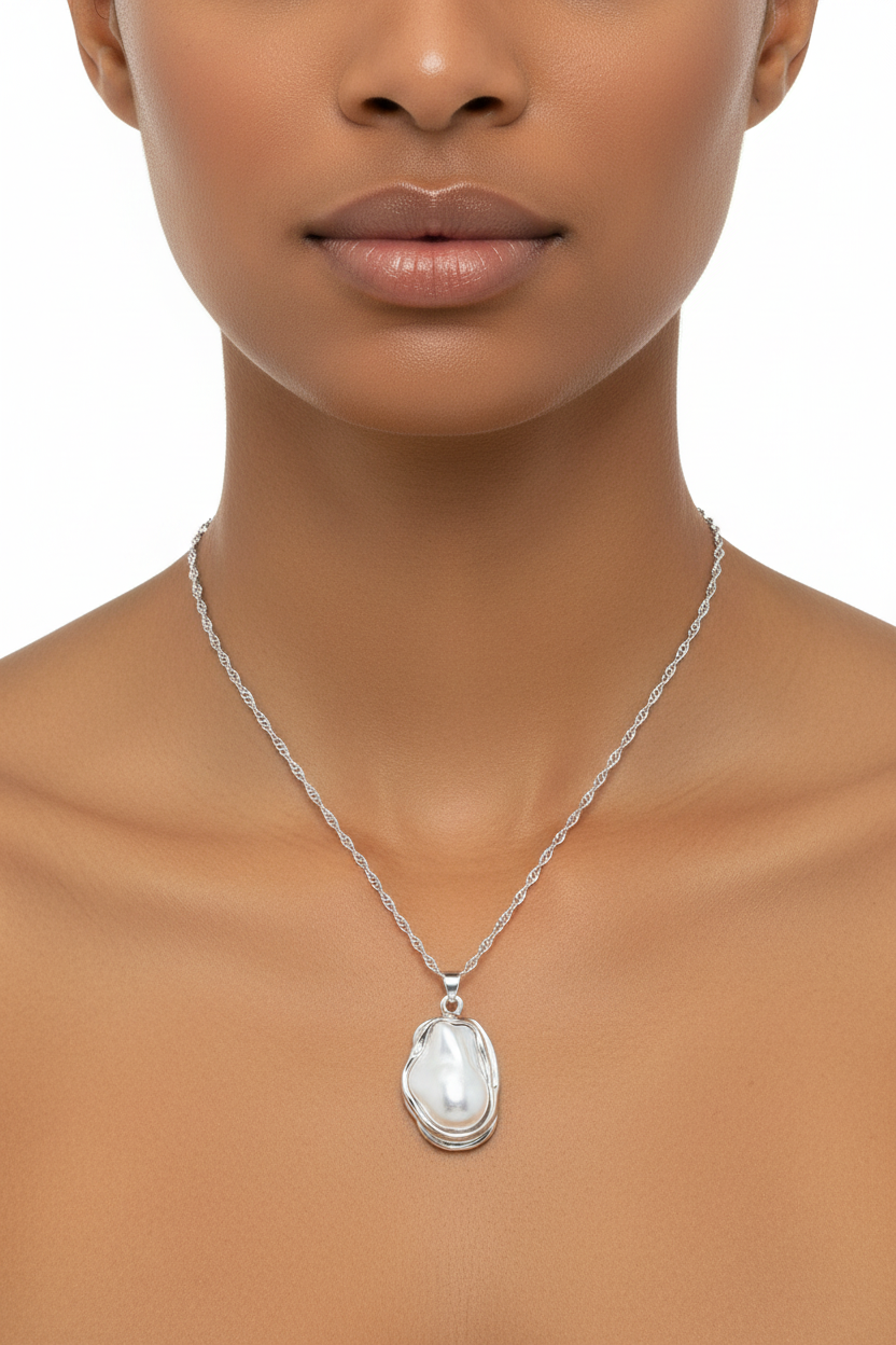 Baroque Pearl Pendant Necklace