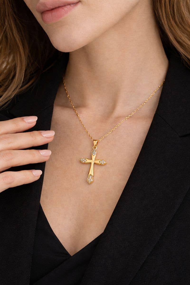 European Style Studded Cross Pendant Necklace Fashion Jewel